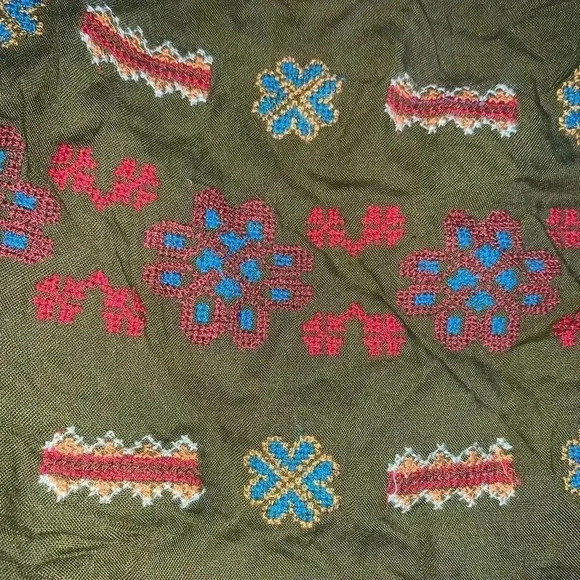 JAPNA embroidered crop peplum blouse - Picture 3 of 3